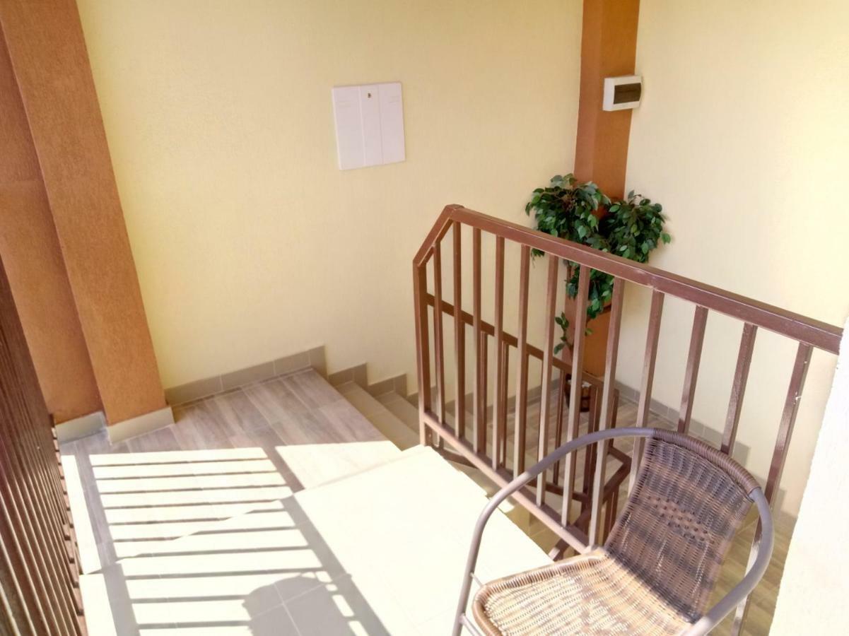 Camere De Inchiriat Carpati Hunedoara Bagian luar foto