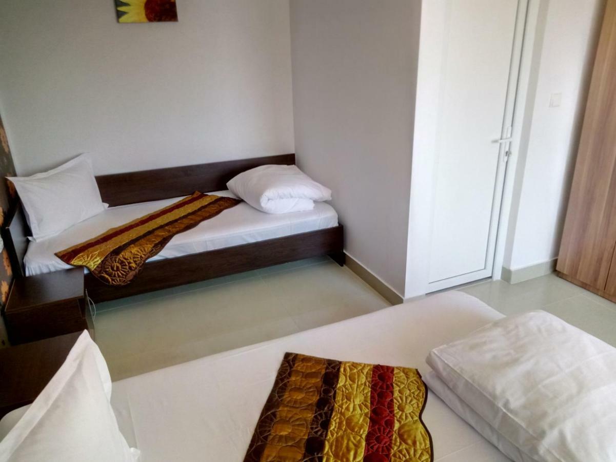 Camere De Inchiriat Carpati Hunedoara Bagian luar foto